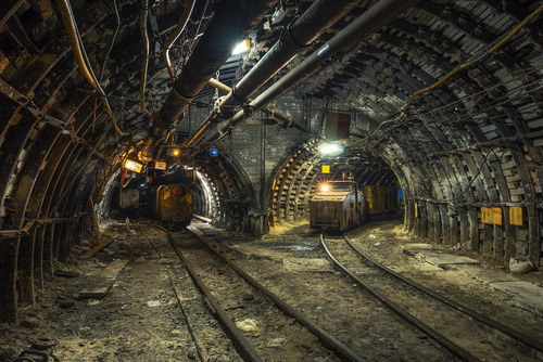 Rozjazd tuneli w kopalni węgla