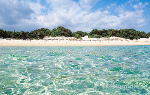 Plaża Costa Rei na przecudownej Sardynii.