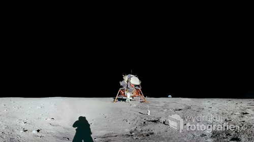 Jedyne w Polsce panoramy z Apollo 11
Panorama nr. 1.
Poskładane panoramy z oryginalnych zdjęć NASA.
Źródło zdjęć NASA, Image credit NASA / Tomasz Mielnik

