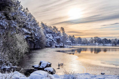 Jezioro Kasjon w Szwecji. Cisza i spokój.