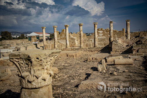 Park Archeologiczny w Pafos obejmuje większą część ważnego starożytnego greckiego i rzymskiego miasta i znajduje się w Pafos na południowo-zachodnim Cyprze.