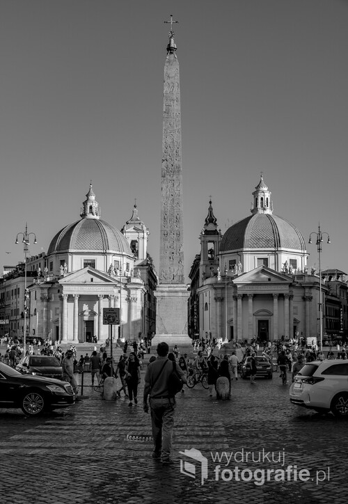 Piękno Rzymu zachwyca. Jedna z fotografii ulicznej, którą wykonałem podczas pobytu w Rzymie.
