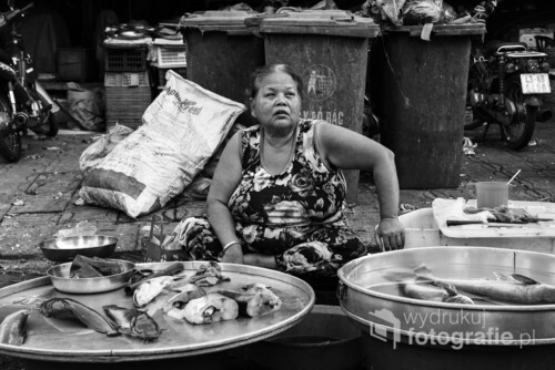 Stoisko na targu rybnym. Ho Chi Minh, Wietnam 2016.