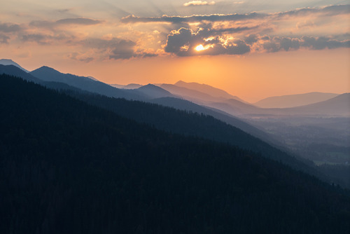 Zachód słońca uwieczniony na Nosalu w Tatrach 