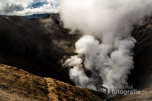 Krater wulkanu Bromo. Jawa, Indonezja 2016.