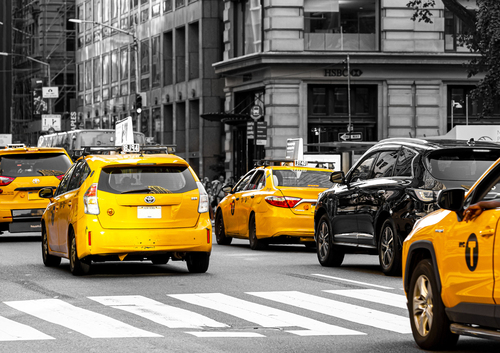 Klasyczne ujęcie nowojorskich taksówek.
