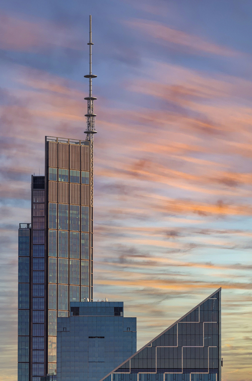 Na zdjęciu widać między innymi najwyższy w trakcie wykonywania zdjęcia budynek w Unii Europejskiej Varso.