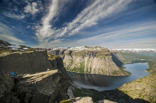 Trolltunga (dosł. „język trolla”) – formacja skalna o charakterystycznym kształcie znajdująca się w Norwegii.