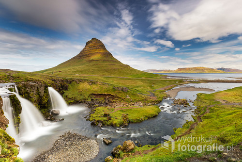 Góra znajdująca się na zachodnim wybrzeżu Islandii, na półwyspie Snæfellsnes, W pobliżu znajduje się miasteczko Grundarfjörður