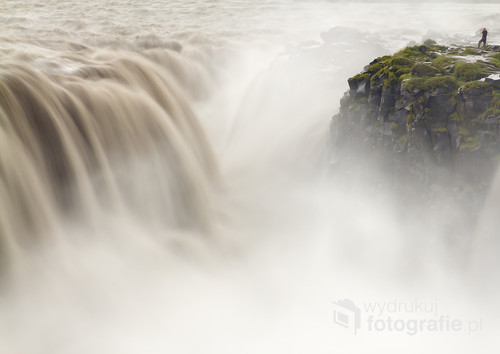 Wodospad Dettifoss, Islandia. Potęga wody oszałamia, huk ogłusza. Patrzeć bez końca na ten pokaz mocy.