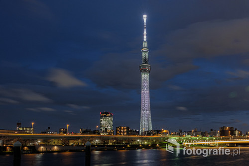 Sky Tree - 634m - najwyższa wieża na świecie, i druga najwyższa budowla na świecie - znajduje się w Tokio, w dzielnicy Sumida. 

