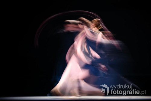Opera na Zamku, Szczecin (Stettin), Poland. Dress rehearsal of  the ballet Ogniwa to the music of Witold Lutoslawski.  Long time exposure. Dancers in motion.