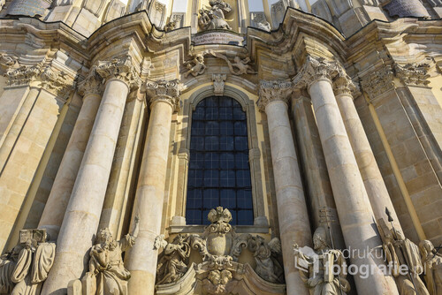 Krzeszów - bazylika - odnowiona barokowa fasada